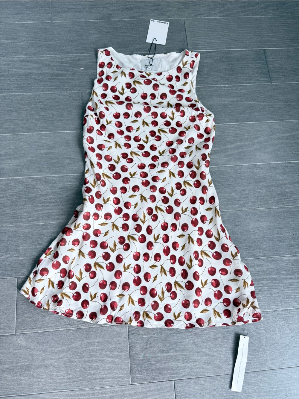 NWT Reformation Dale Dress XS Cheesecake Cherry Print Mini Cottagecore Coquette - Picture 14 of 16